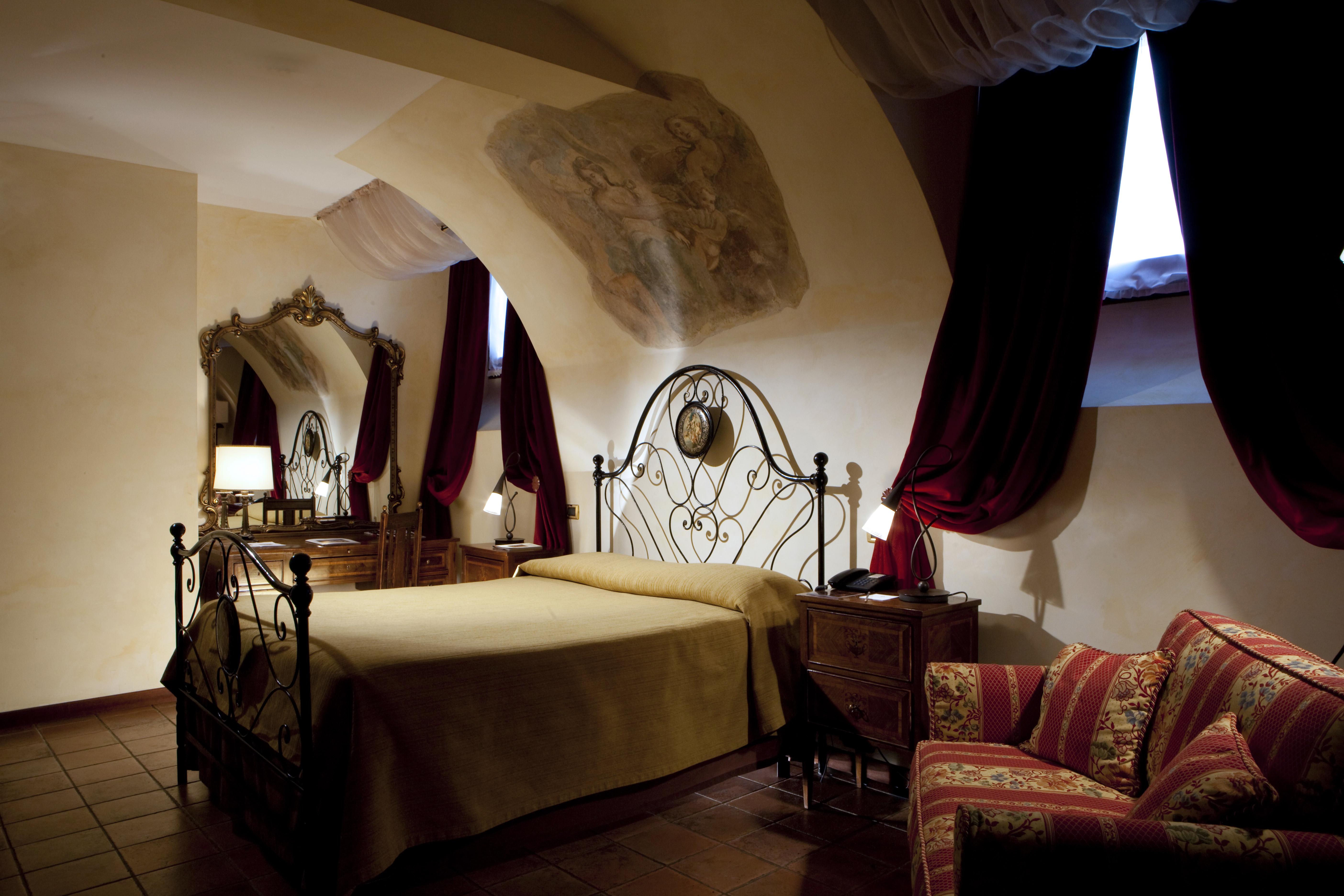 Classic Double or Twin Room,1710163964:JPEG